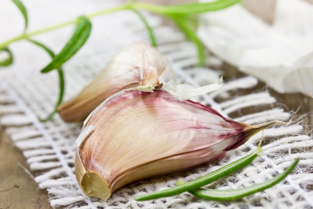 Garlic Nutritional Benefits and 5 Ways to Eat more of it